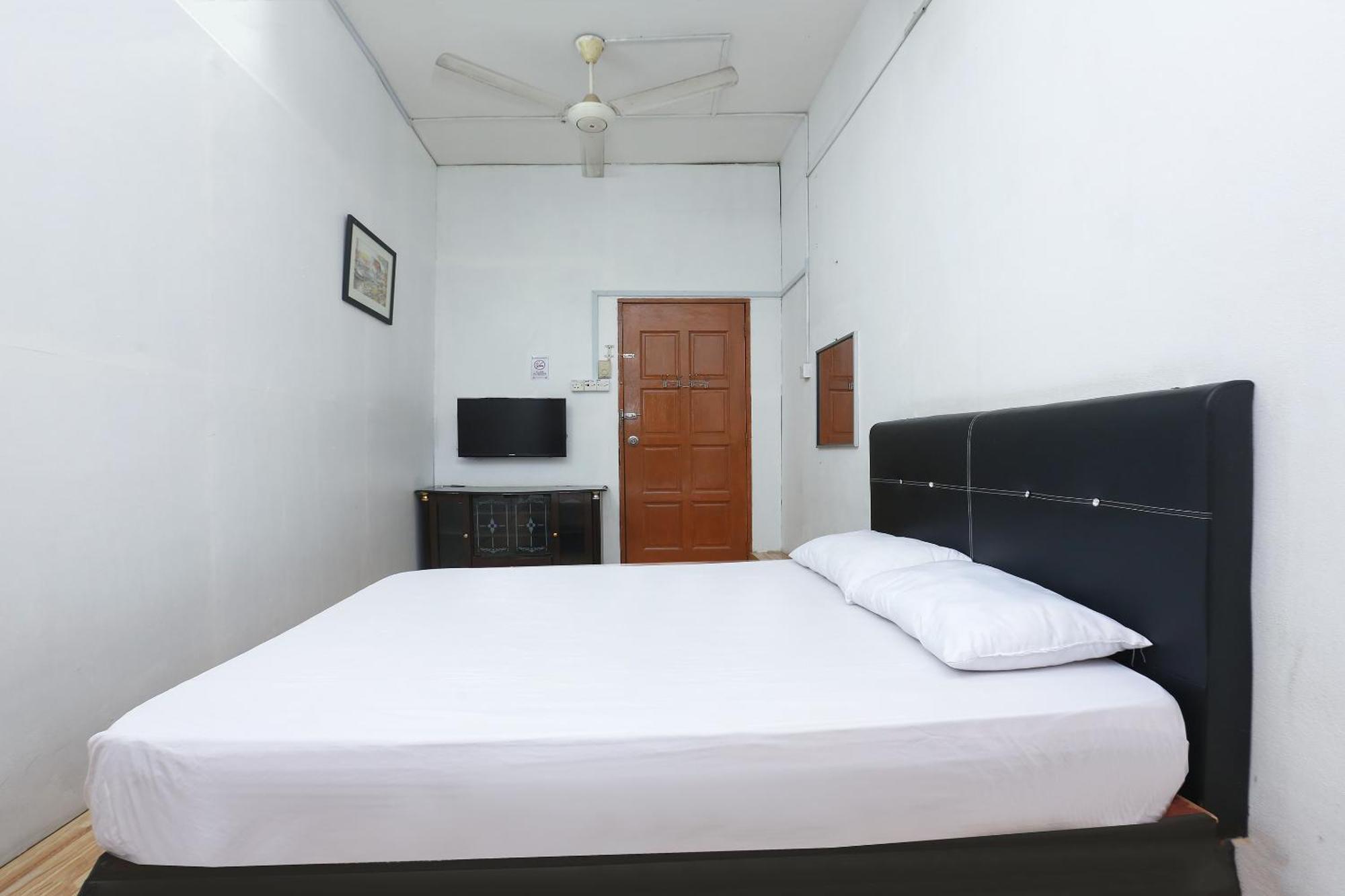 Oyo 89755 D&D Budget Inn Kota Bharu Extérieur photo