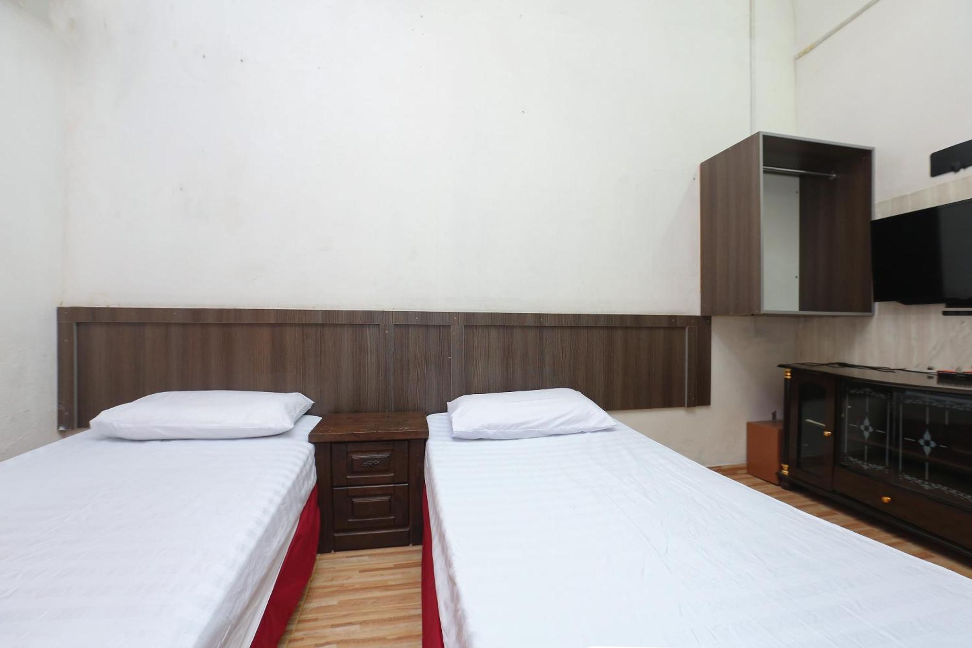 Oyo 89755 D&D Budget Inn Kota Bharu Extérieur photo