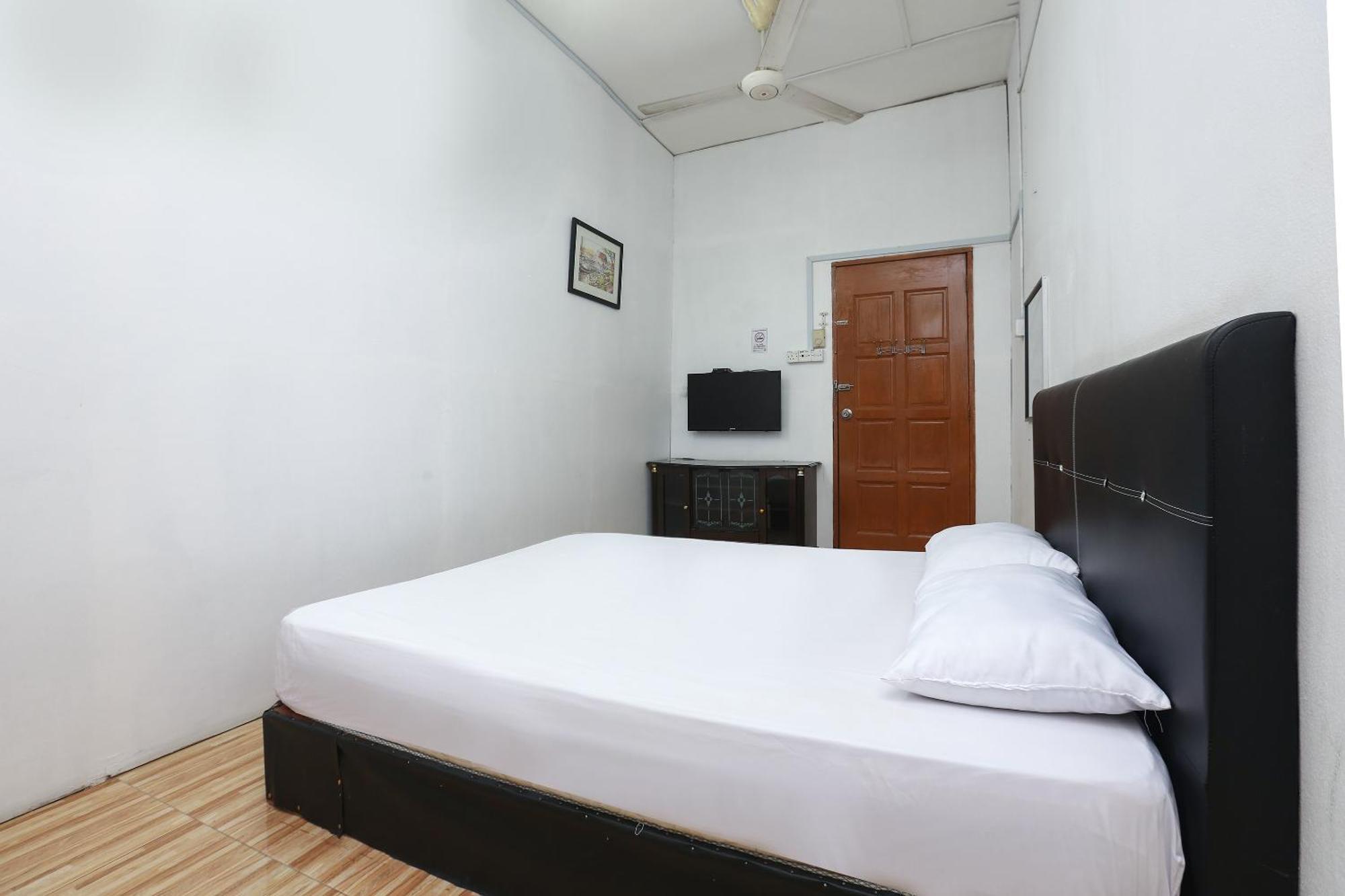 Oyo 89755 D&D Budget Inn Kota Bharu Extérieur photo