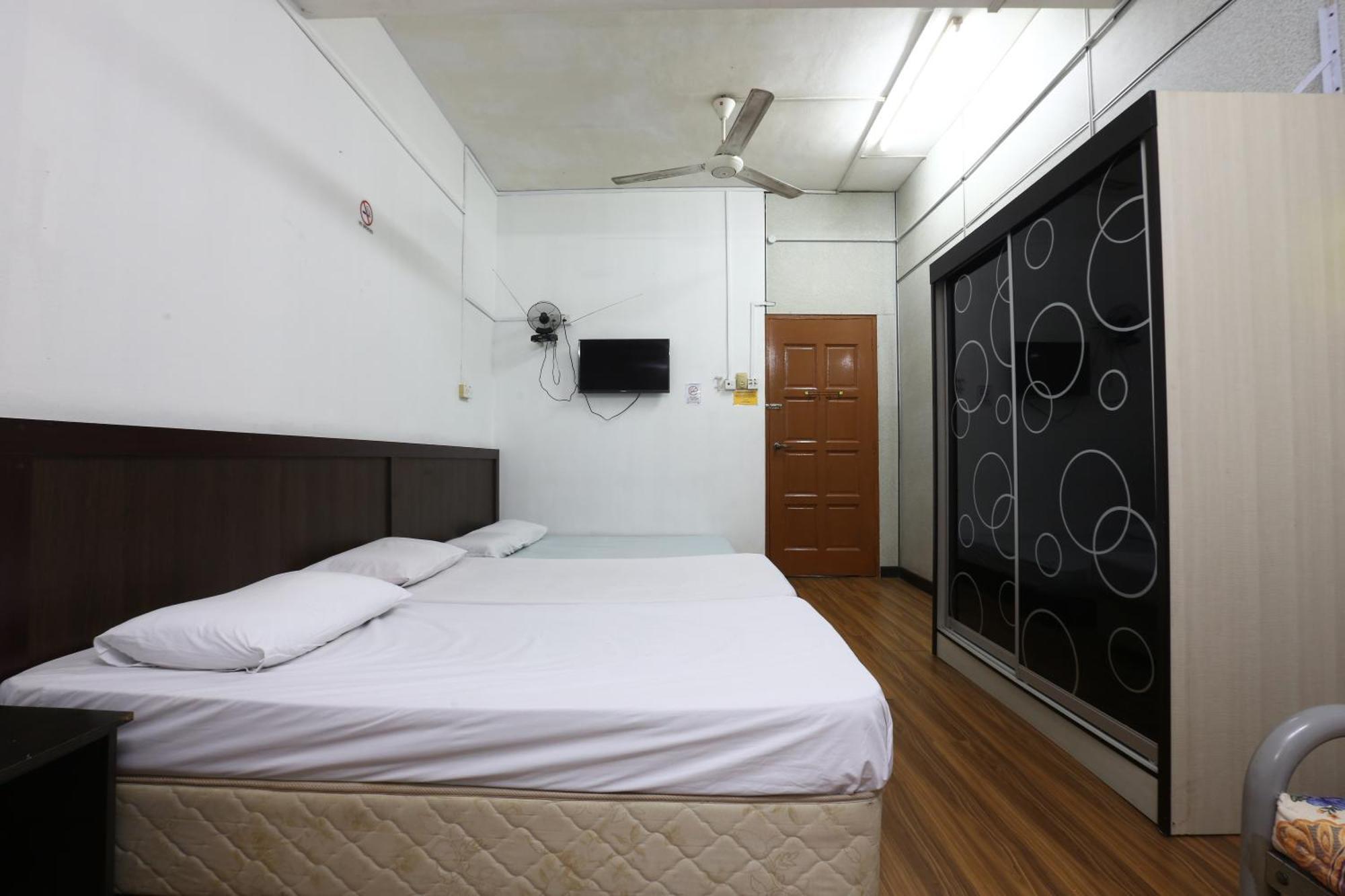 Oyo 89755 D&D Budget Inn Kota Bharu Extérieur photo