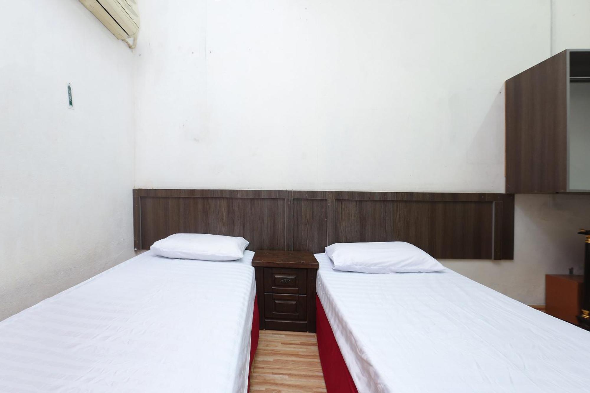 Oyo 89755 D&D Budget Inn Kota Bharu Extérieur photo
