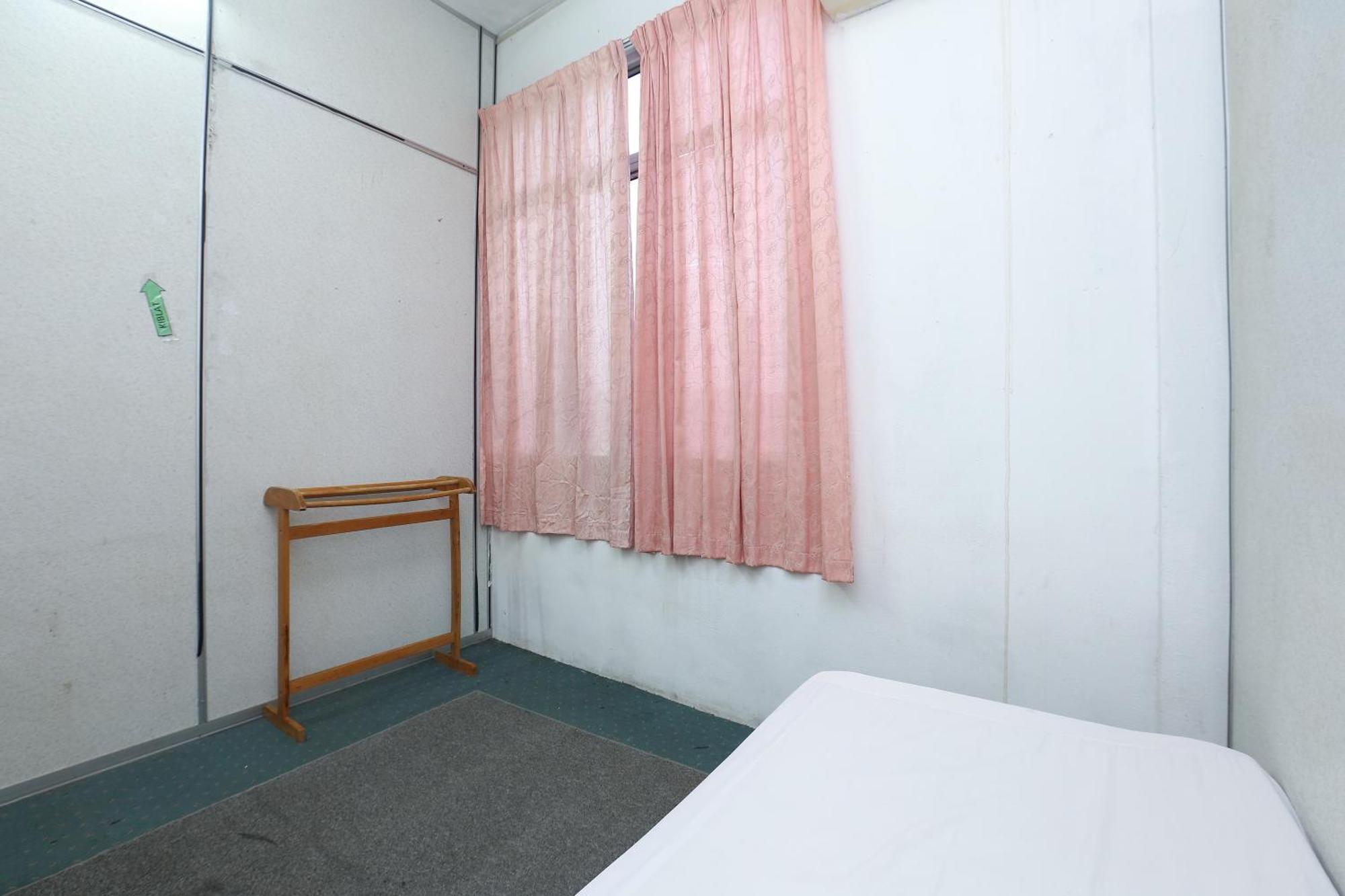 Oyo 89755 D&D Budget Inn Kota Bharu Extérieur photo