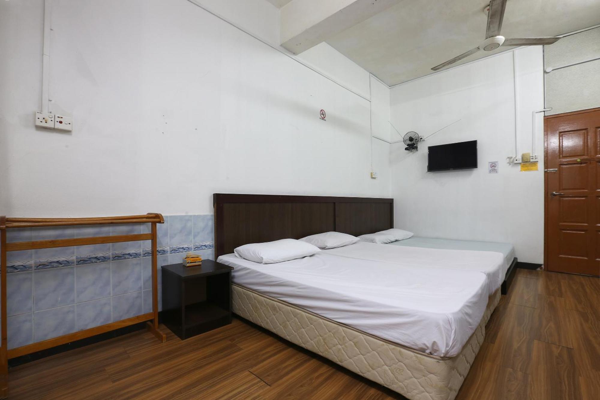 Oyo 89755 D&D Budget Inn Kota Bharu Extérieur photo