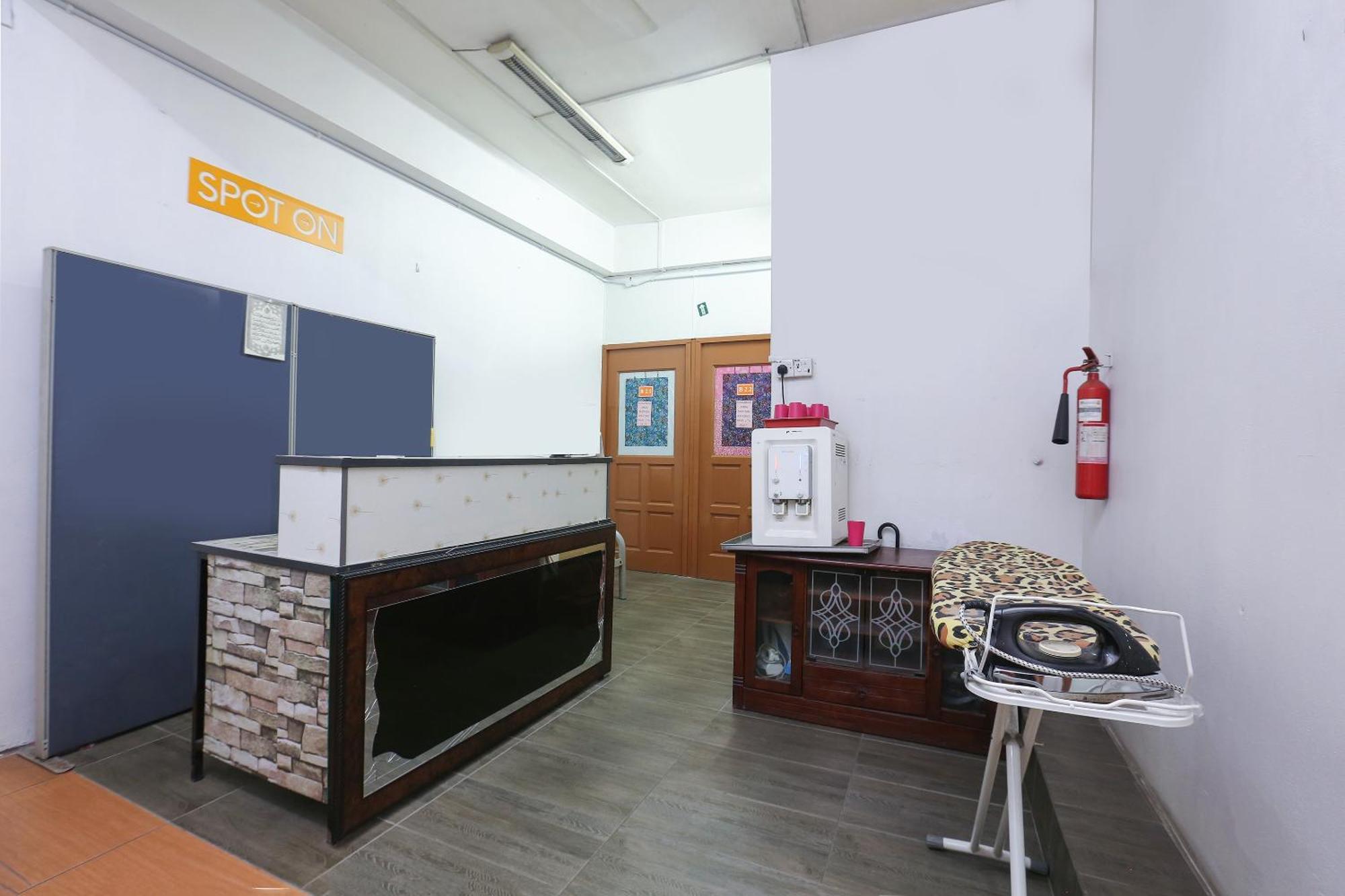 Oyo 89755 D&D Budget Inn Kota Bharu Extérieur photo